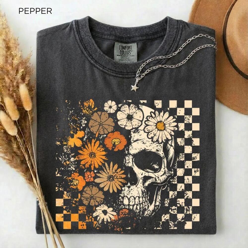 Boho Skull Graphic Tee, Grunge S Shirt, Retro Summerween Top